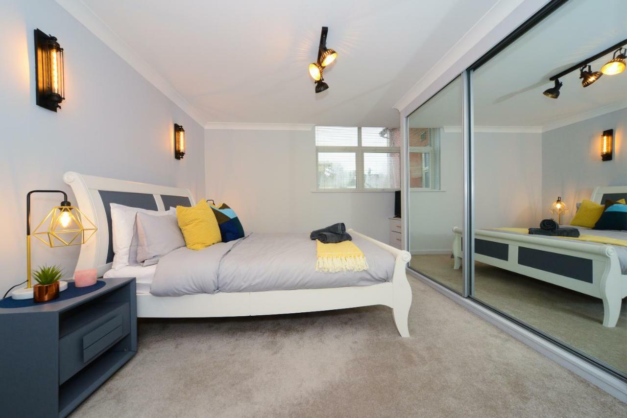 Beautiful Apartment Near Bournemouth, Poole & Sandbanks Экстерьер фото