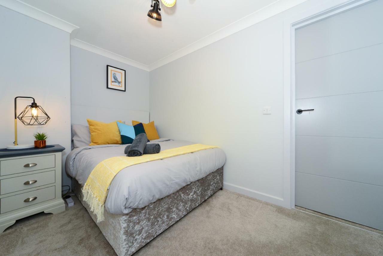 Beautiful Apartment Near Bournemouth, Poole & Sandbanks Экстерьер фото
